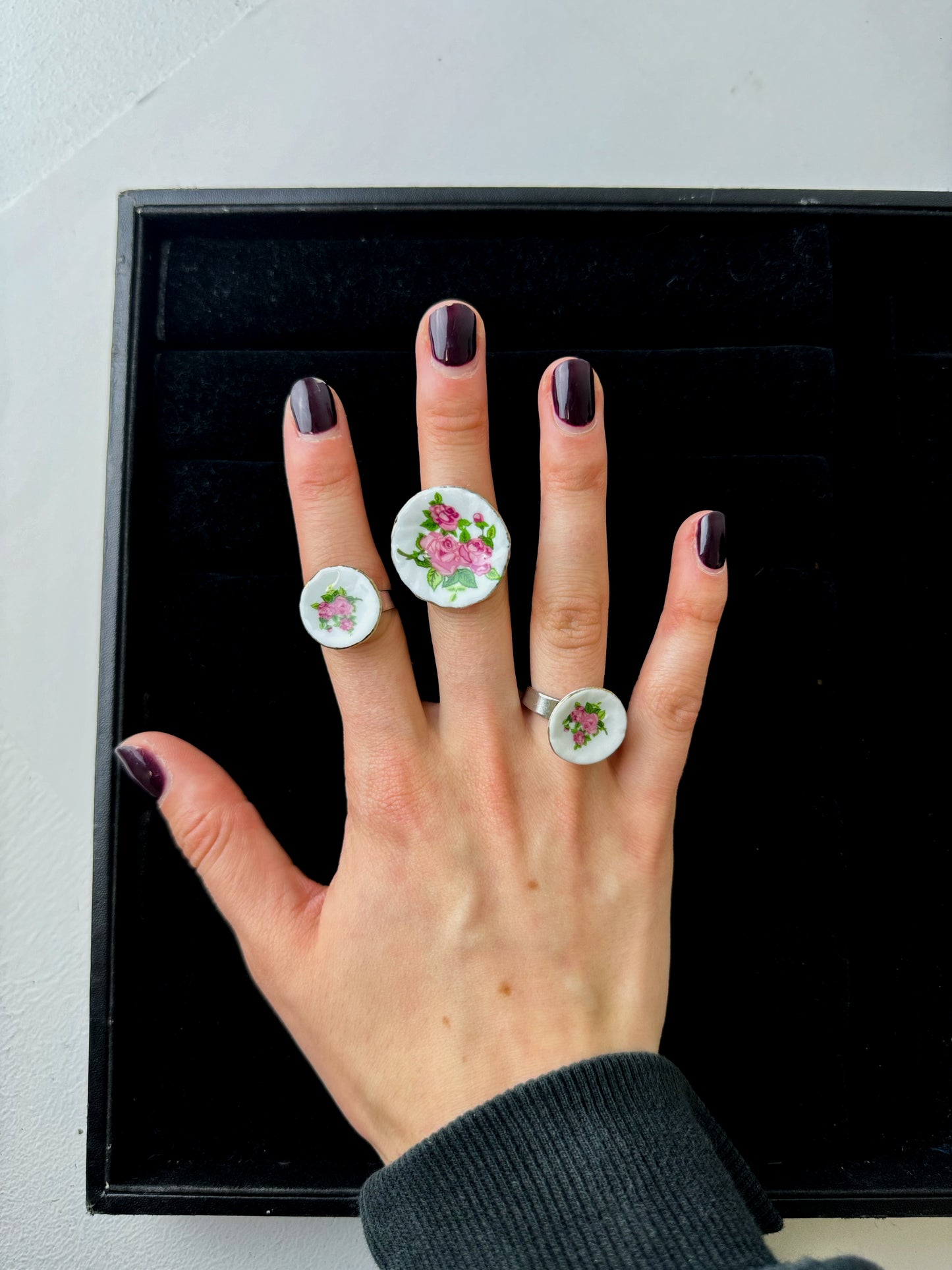 Tiny tea plate rings