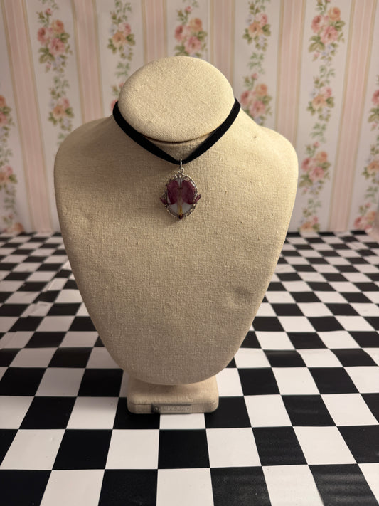 Bleeding Heart Choker